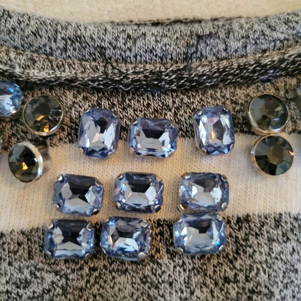 Cute Cato Jeweled Sweater with Jean Bottom Hem Design XL - Picture 6 of 10